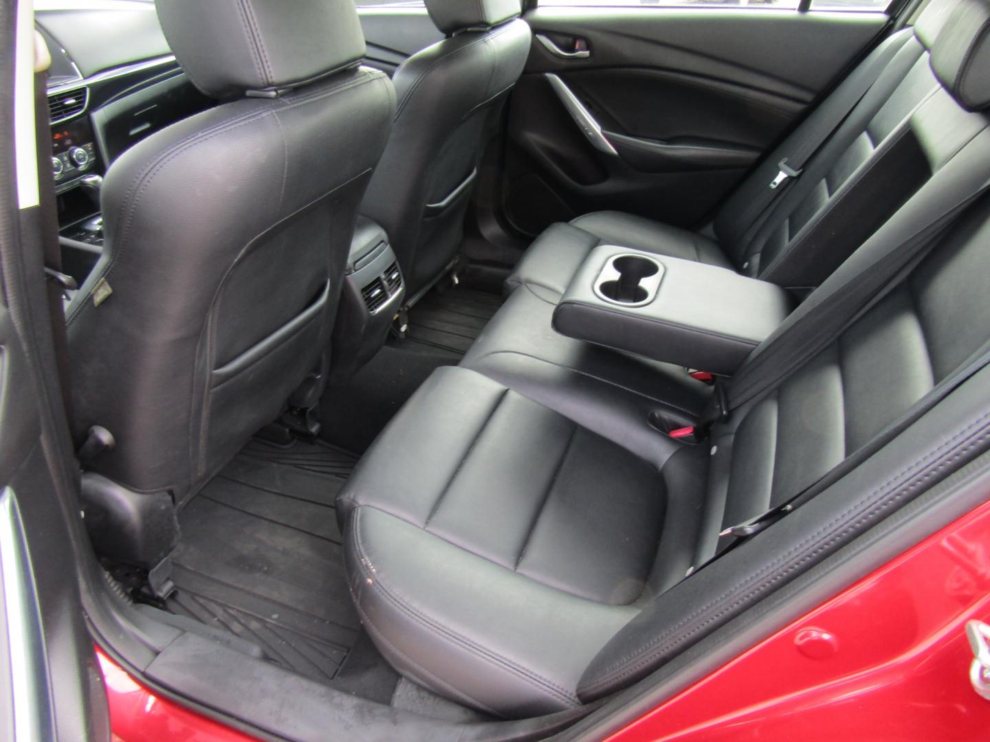 2014 Red Mazda Mazda6 i Touring Plus (JM1GJ1T66E1) with an 2.5L L4 DOHC 16V engine, Automatic transmission, located at 15016 S Hwy 231, Midland City, AL, 36350, (334) 983-3001, 31.306210, -85.495277 - Photo#4